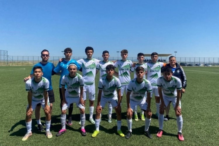 Salihli Belediyespor, Uşak'ta şampiyon oldu