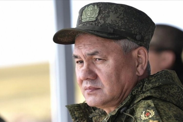 Rusya Savunma Bakanı Şoygu Ukrayna'daki Rus birliklerini denetledi