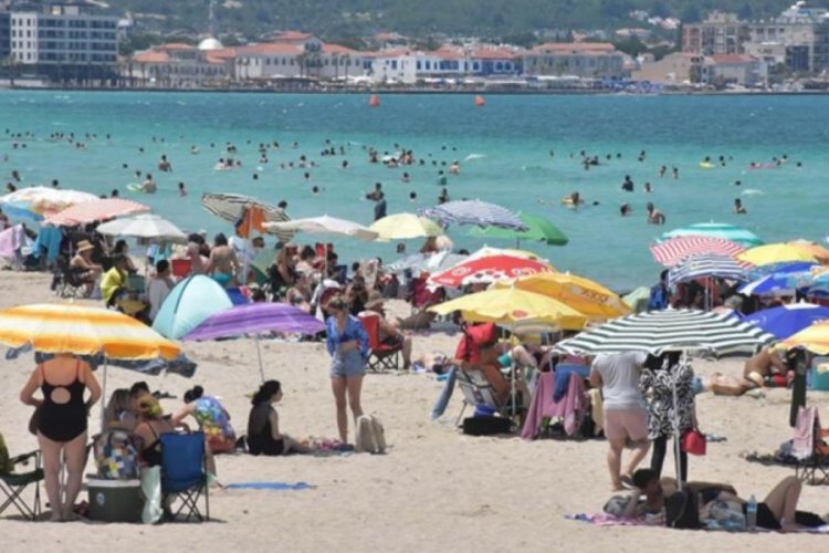 İzmir &Ccedil;eşme'de oteller y&uuml;zde 100 dolu