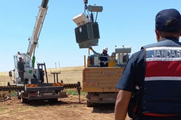 Diyarbakır'da 13 ka&ccedil;ak trafoya el konuldu