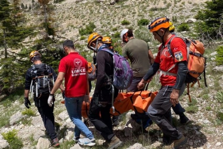 Niğde'de tırmanış yaparken dengesini kaybedip d&uuml;şen dağcı hayatını kaybetti!