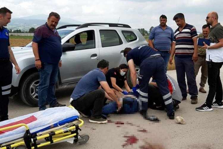 Bolu'da iş yerini yıkarken kendi d&uuml;kkanına su ka&ccedil;ıran komşusunu vurdu!