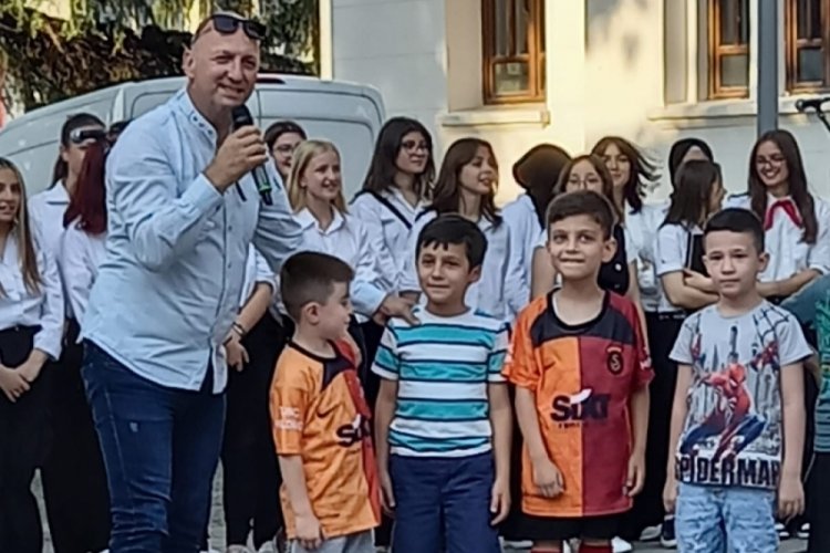 Bursa'da sahne 'adam olacak' &ccedil;ocukların