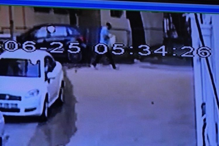 Bursa'da 100 bin lirayı poşete koyup &ccedil;aldı!