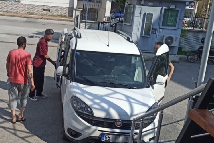 Samsun'da arkadaşının telefonunu gasp eden hırsız serbest bırakıldı