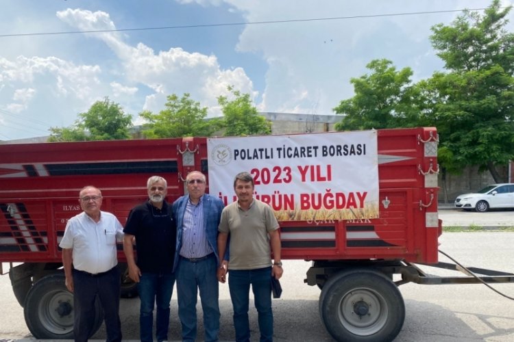 Ankara'da ilk hasat buğday satışa sunuldu