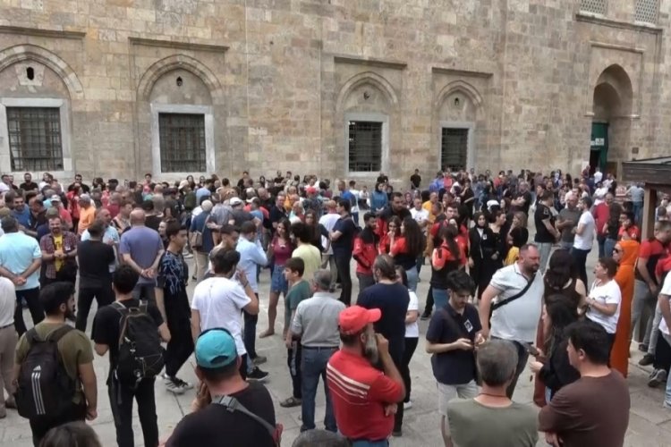 Aladağlar'da tırmanış sırasında d&uuml;şerek &ouml;len dağcının cenazesi Bursa'da toprağa verildi
