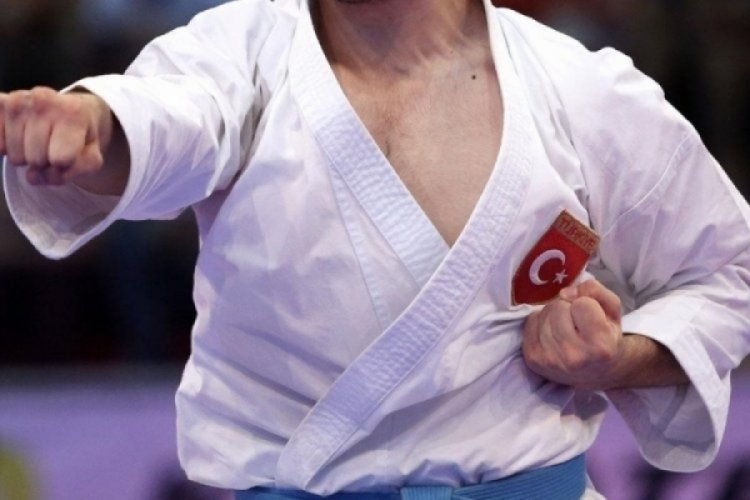T&uuml;rkiye B&uuml;y&uuml;kler Karate Şampiyonası Bursa'da d&uuml;zenlenecek