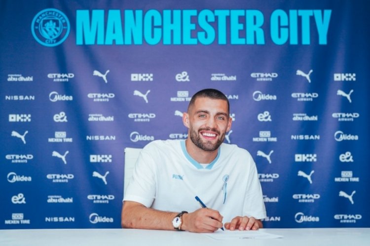 Manchester City, Mateo Kovacic'i kadrosuna kattı