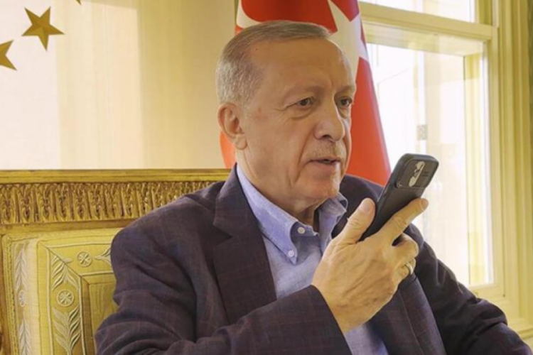Cumhurbaşkanı Erdoğan Mehmet&ccedil;iğin bayramını kutladı