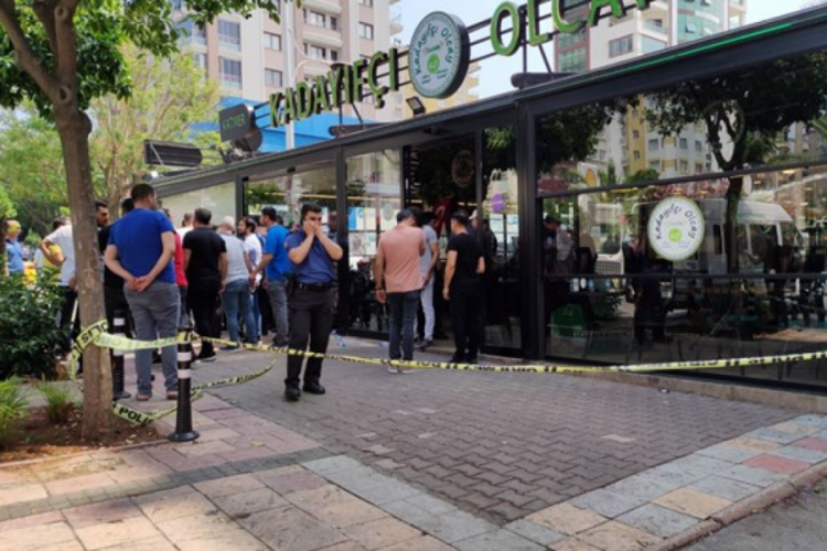 Adana'da bayram sabahı platonik aşk cinayeti!