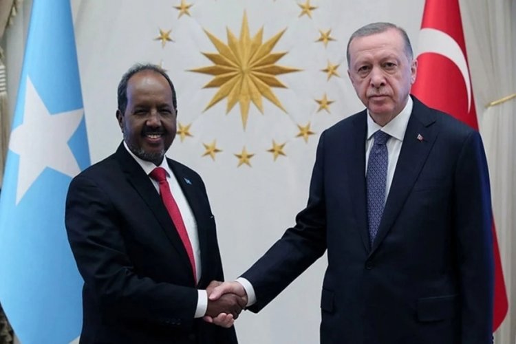 Erdoğan, Somali Cumhurbaşkanı Mahmud ile g&ouml;r&uuml;şt&uuml;