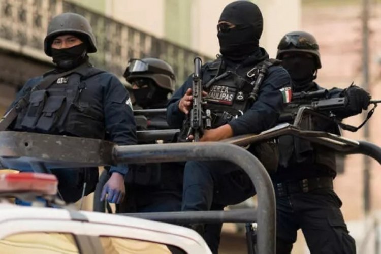 Meksika'da 14 polis ka&ccedil;ırıldı