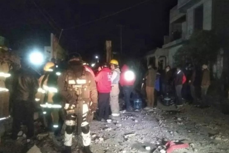 Meksika'da havai fişek at&ouml;lyelerinde patlama: 10 yaralı