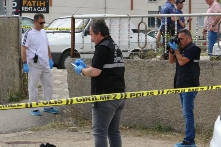 Tokat'ta husumetlisini &ouml;nce bı&ccedil;akladı sonra av t&uuml;feğiyle vurdu!