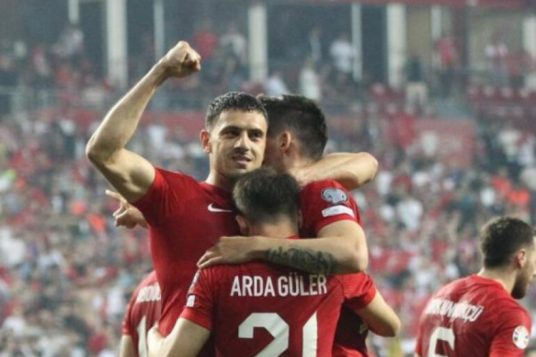 A Milli Takım, FIFA sıralamasında y&uuml;kseldi
