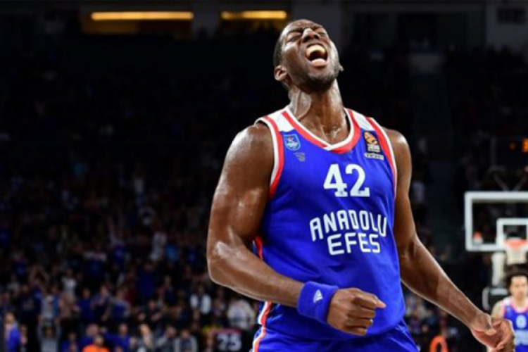 Anadolu Efes'ten Bryant Dunston'a teşekk&uuml;r mesajı