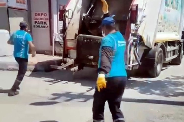 Sakarya'da temizlik iş&ccedil;ilerinin dansı y&uuml;rekleri ısıttı
