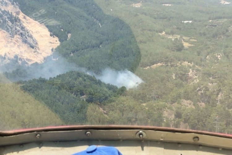 Antalya'da &ccedil;ıkan orman yangını s&ouml;nd&uuml;r&uuml;ld&uuml;