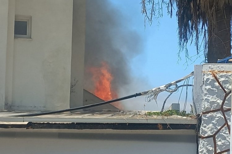 Muğla'da Otelde yangın &ccedil;ıktı! Tatilciler panik oldu