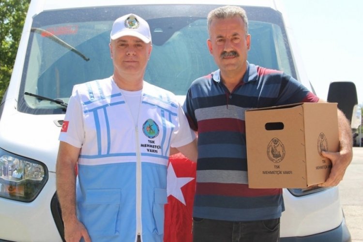 Mehmet&ccedil;ik Vakfı, bu bayramda da şehit ve gazi ailelerini unutmadı