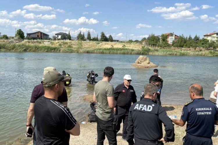 Ka&ccedil;an toplarının peşinden &ouml;l&uuml;me gittiler