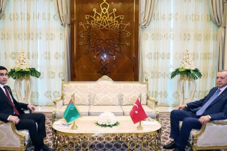 Cumhurbaşkanı Erdoğan, T&uuml;rkmenistan Devlet Başkanı Berdimuhammedov ile g&ouml;r&uuml;şt&uuml;