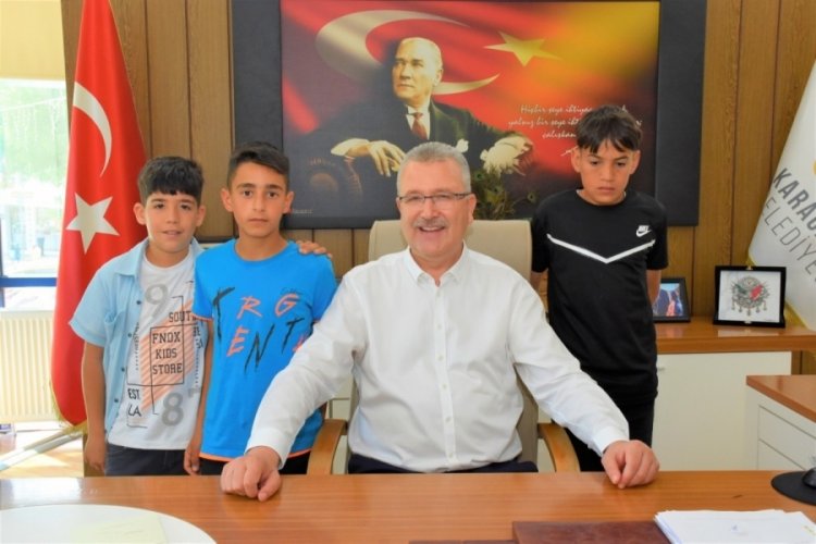 Bursa Karacabey'de belediye bayramlaşmaları halk buluşmasına d&ouml;nd&uuml;
