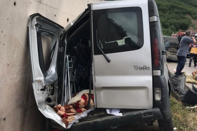 Tokat'ta zincirleme kaza da polis memuru yaraland