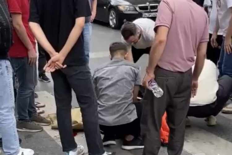 İstanbul Gaziosmanpaşa'da d&uuml;kkan i&ccedil;inde oğluna silah doğrultan genci vurdu