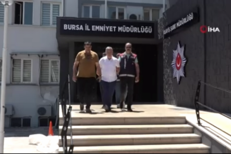 Kurban eti bekleyenlere, donmuş et veren restoran sahipleri adliyeye sevk edildi