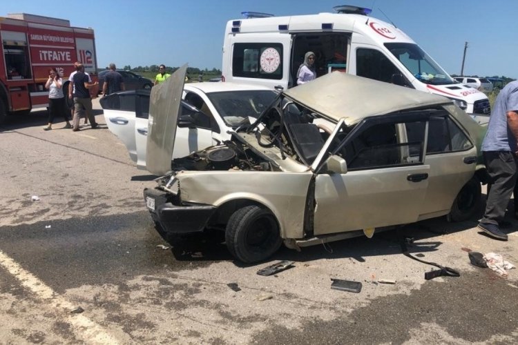 Samsun Ala&ccedil;am'da feci kaza: 9 yaralı