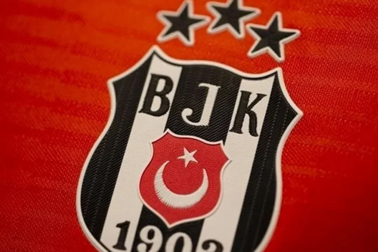 Beşiktaş'tan tarihe ge&ccedil;ecek transfer hamlesi