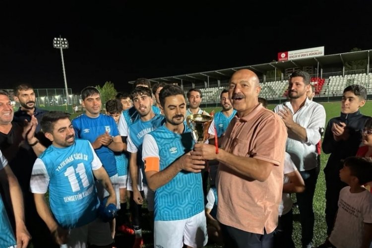 Elazığ 2. amat&ouml;rde normal sezon sona erdi! 3 takım şampiyonluğunu ilan etti