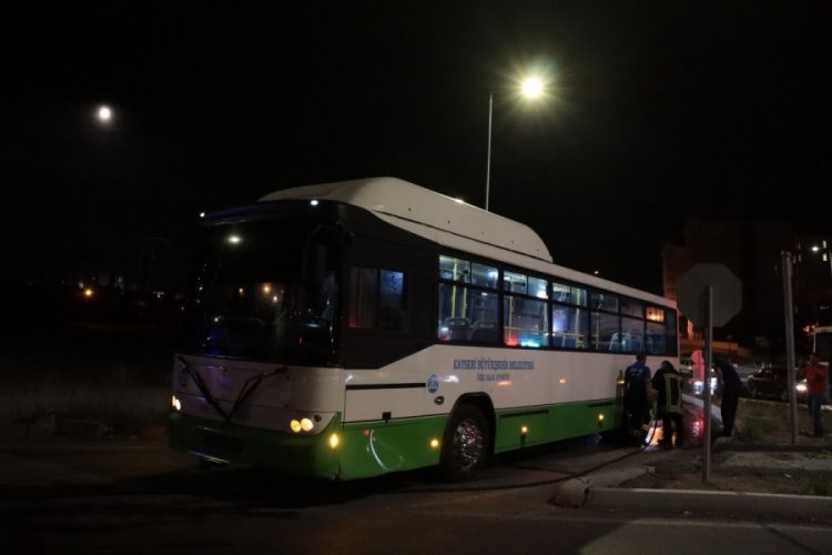 Kayseri'de zihinsel engelli gen&ccedil; halk otob&uuml;s&uuml;n&uuml; ka&ccedil;ırdı