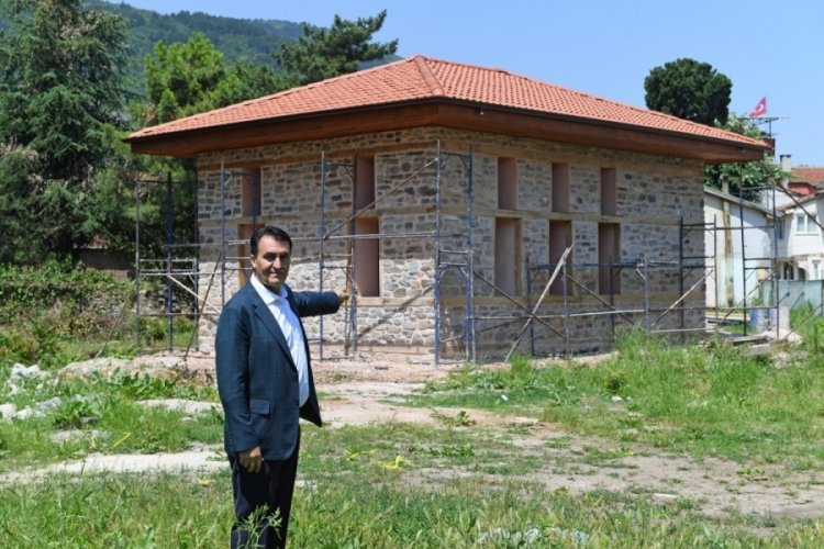 Bursa'da Tarihi Filiboz Mescidi g&uuml;n y&uuml;z&uuml;ne &ccedil;ıkıyor