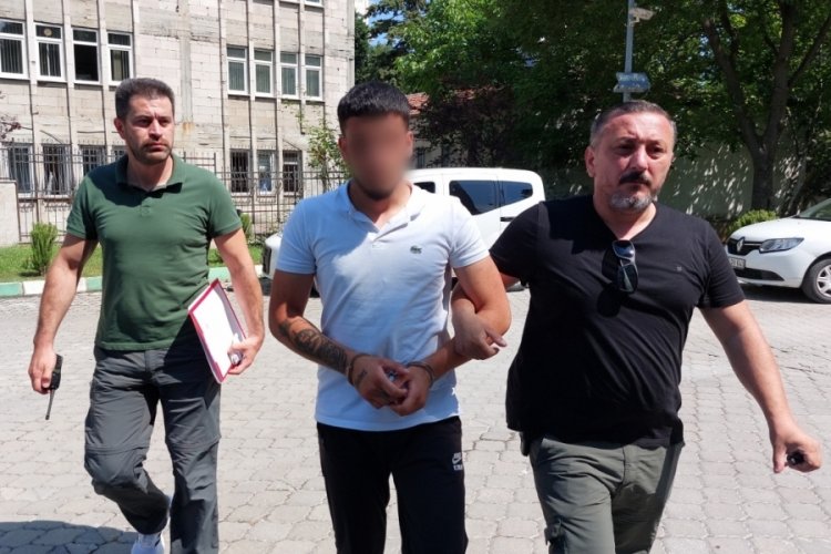 Samsun'da bek&ccedil;ilere pompalı t&uuml;fek &ccedil;eken gen&ccedil; tutuklandı!