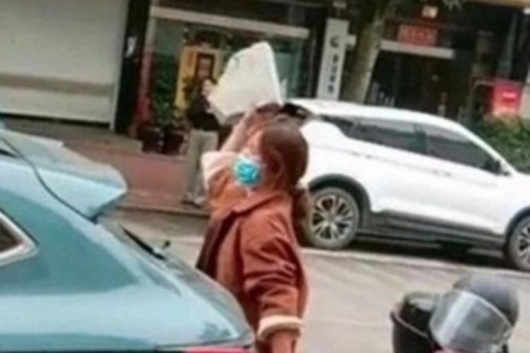 Kocasını en yakın arkadaşıyla bastı!