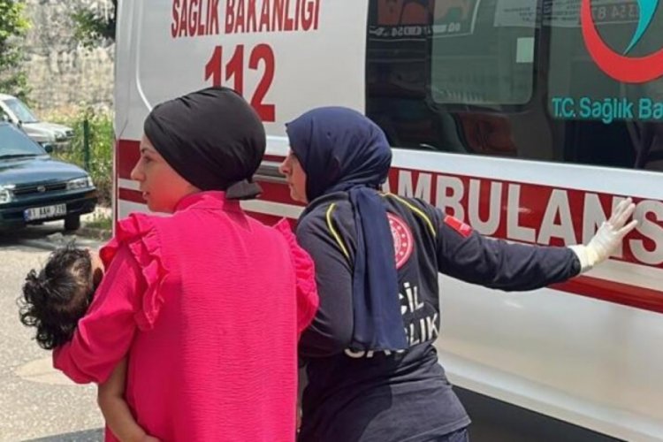 D&uuml;zce'de 12 aylık bebek merdiven boşluğuna d&uuml;şt&uuml;!