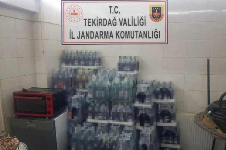Tekirdağ'da 885 litre ka&ccedil;ak i&ccedil;ki ele ge&ccedil;irildi