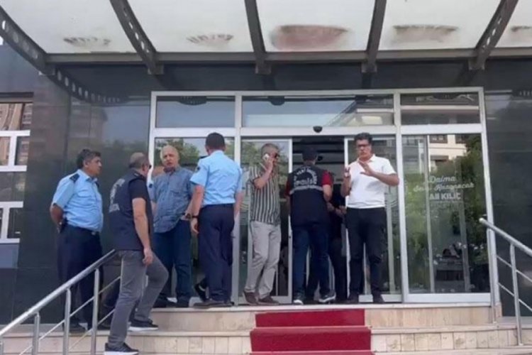 İstanbul'da Maltepe Belediyesi'ne silahlı saldırı!