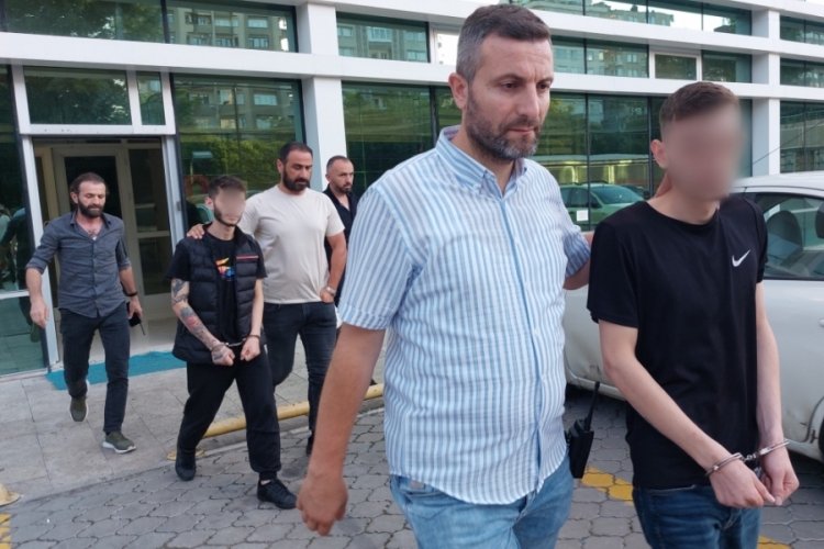 Samsun'da 2 kişiyi silahla yaralayan kardeşler cezaevine g&ouml;nderildi