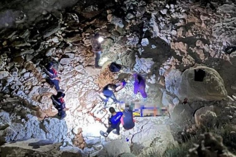 &Ccedil;anakkale'de g&uuml;n batımını izlerken u&ccedil;urumdan d&uuml;şt&uuml;! Hayatını kaybetti
