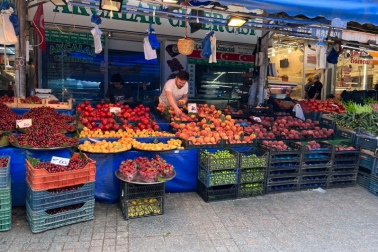 Yaz geldi, yaz meyvelerinin fiyatı hala d&uuml;şmedi&nbsp;