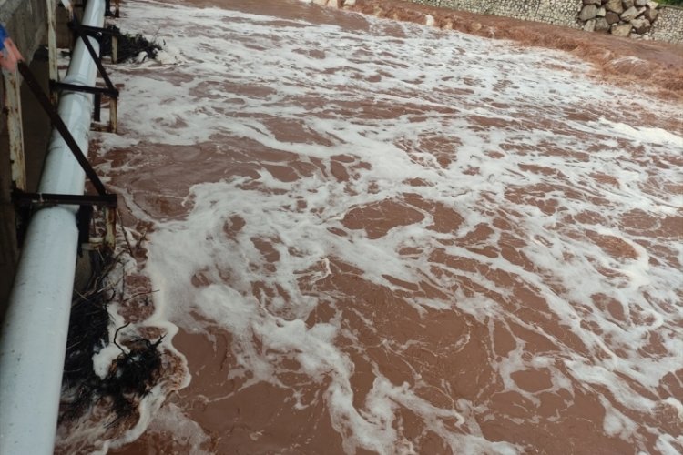 Kastamonu'da sağanak nedeniyle su taşkını meydana geldi: 3 ev boşaltıldı