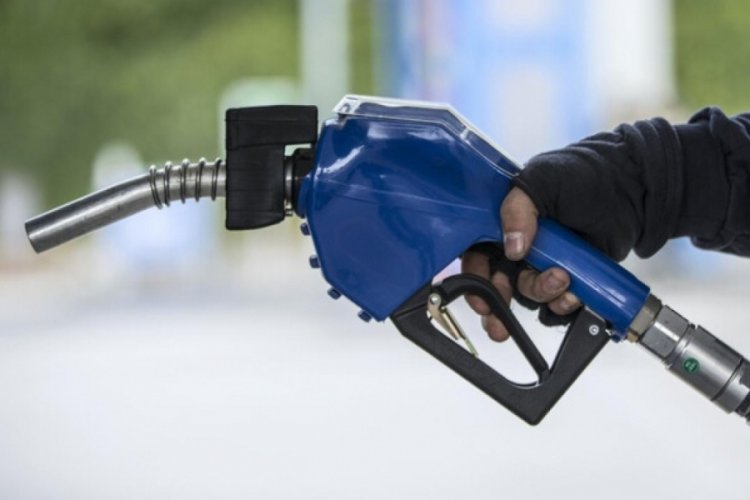 Benzin, motorin ve LPG'ye KDV zammı geldi