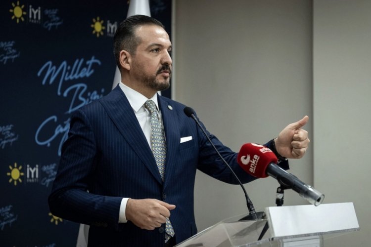 K&uuml;rşad Zorlu: Milletin sırtına y&uuml;klediğiniz yeni bor&ccedil;ları milletten gizleyemezsiniz