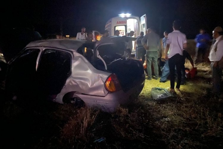 Diyarbakır'da taziye d&ouml;n&uuml;ş&uuml; kaza: 6 yaralı