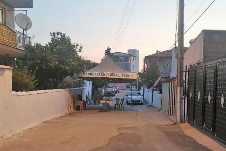 Denizli'de 4 yaşındaki kız &ccedil;ocuğu demir kapının altına kalarak &ouml;ld&uuml;