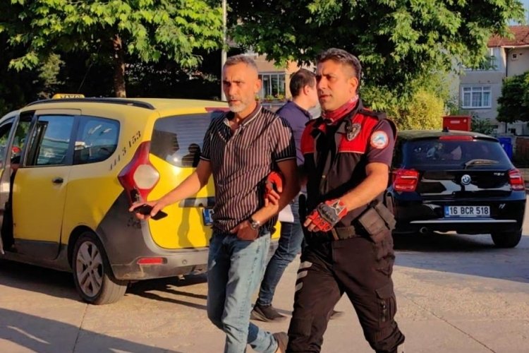 Bursa'da kovaladığı şahsı satırla yaraladı, 'namus meselesi' dedi